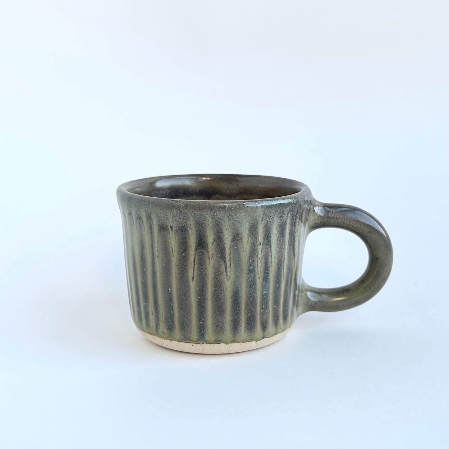 black + swamp green ridge mug