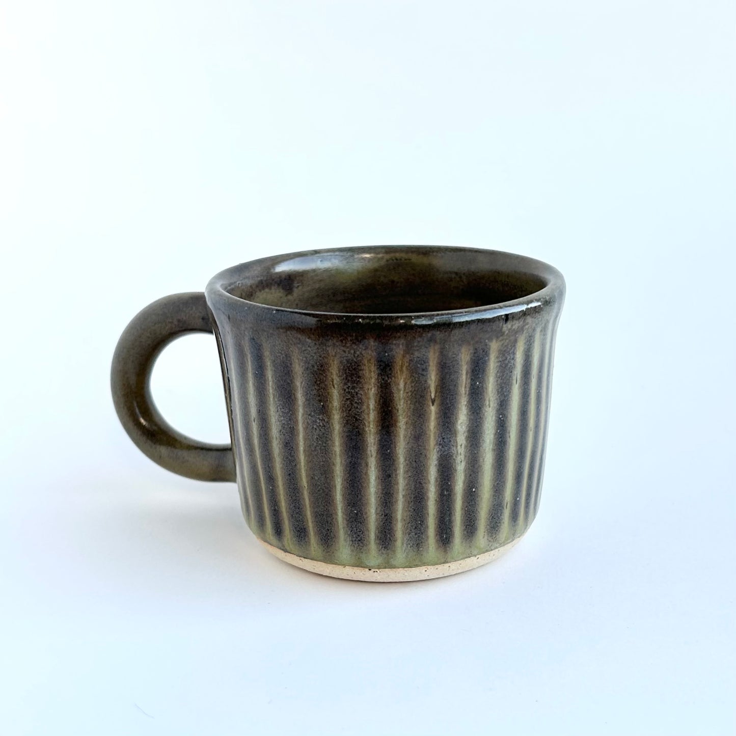 black + swamp green ridge mug
