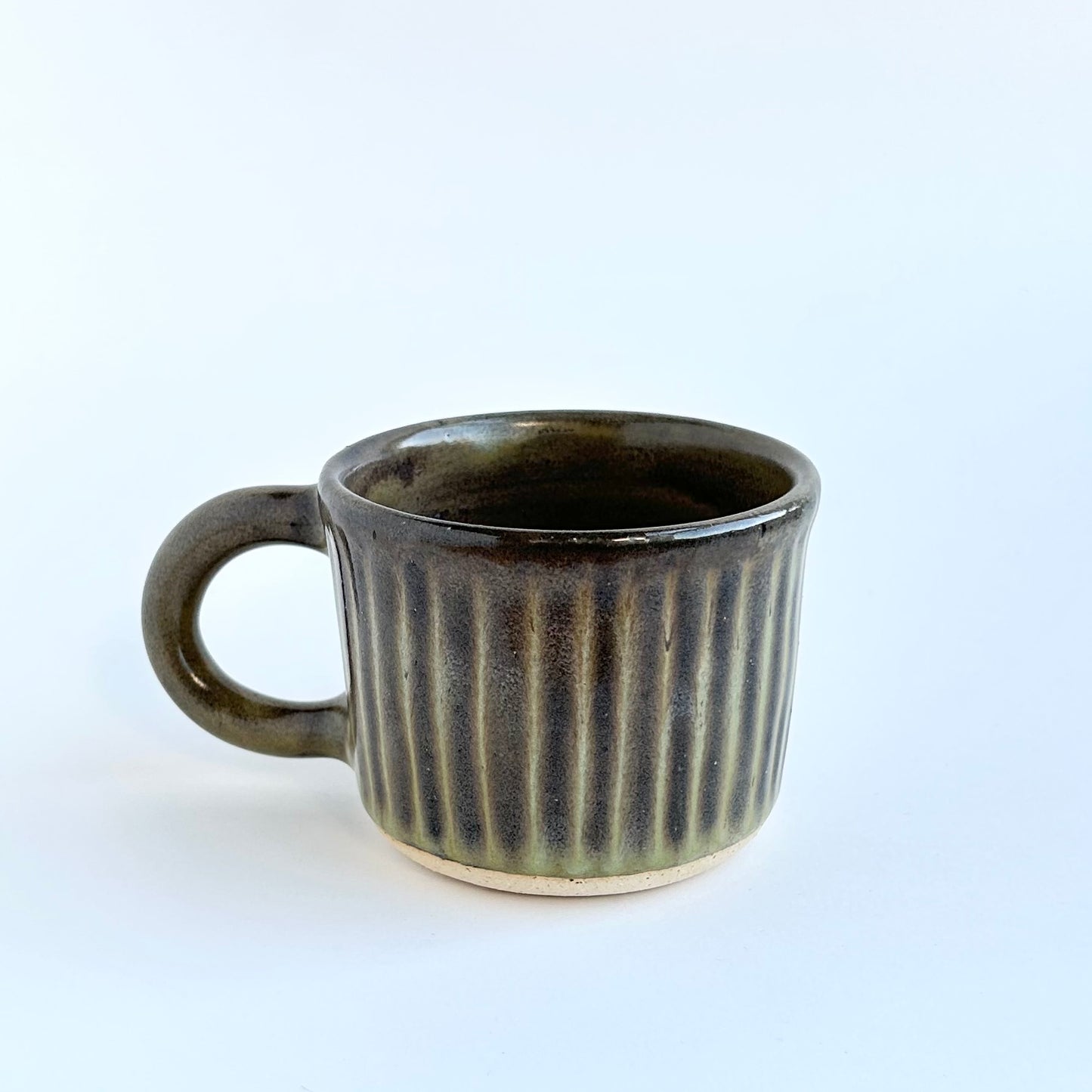 black + swamp green ridge mug