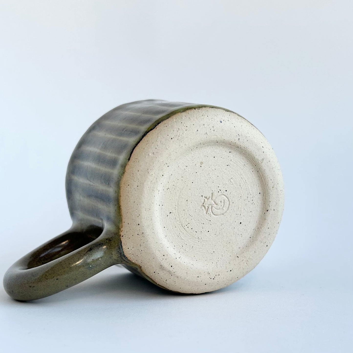black + swamp green ridge mug